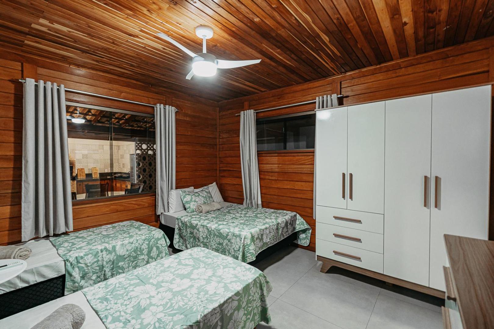 Casadecastelhanos, Quadra Do Mar De Castelhanos, 4 Suites Com Ar, Churrasqueira, Piscina, Hidromassagem, Cozinha Integrada Gourmet Ideal Para Familia E Amigos Anchieta  Ngoại thất bức ảnh