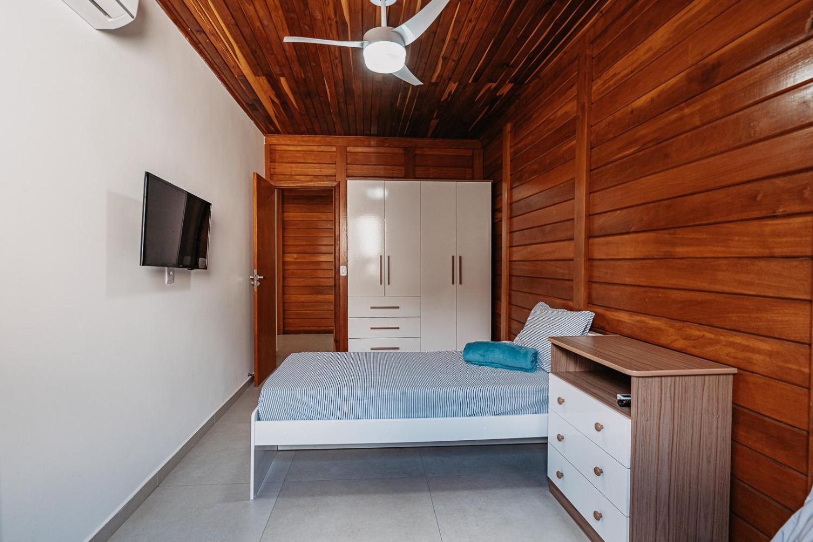Casadecastelhanos, Quadra Do Mar De Castelhanos, 4 Suites Com Ar, Churrasqueira, Piscina, Hidromassagem, Cozinha Integrada Gourmet Ideal Para Familia E Amigos Anchieta  Ngoại thất bức ảnh